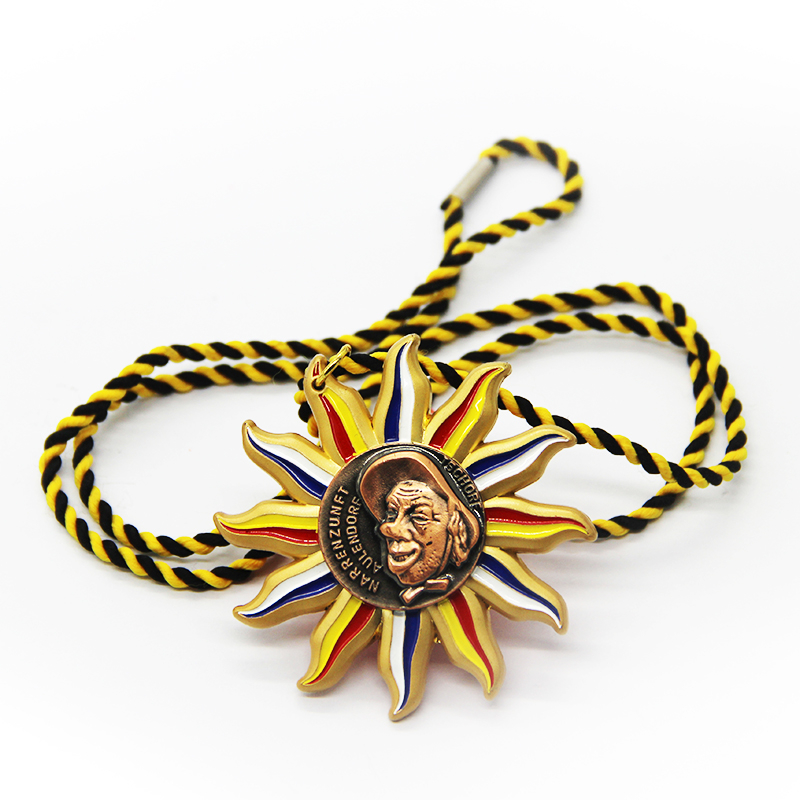 New design custom martial arts sports awards soft enamel gold metal medal with ribbon lanyard