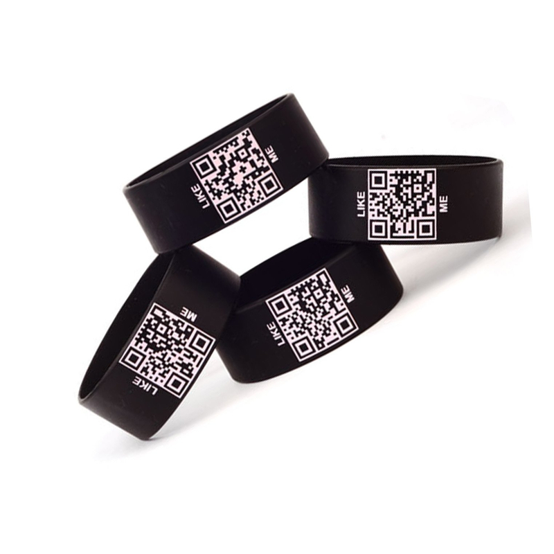 Nice Embossed Plain Silicone Wristband with Logo